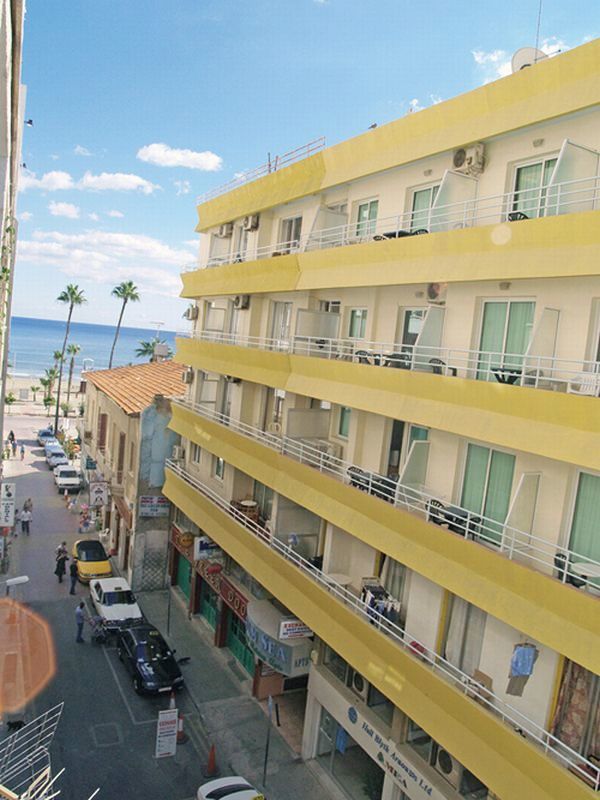 Palm Sea Beach Hotel Apartments 拉纳卡 外观 照片